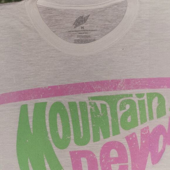 Mountain Dew Mens Tshirt Checkered Savvy size medium vintage top - Picture 3 of 4
